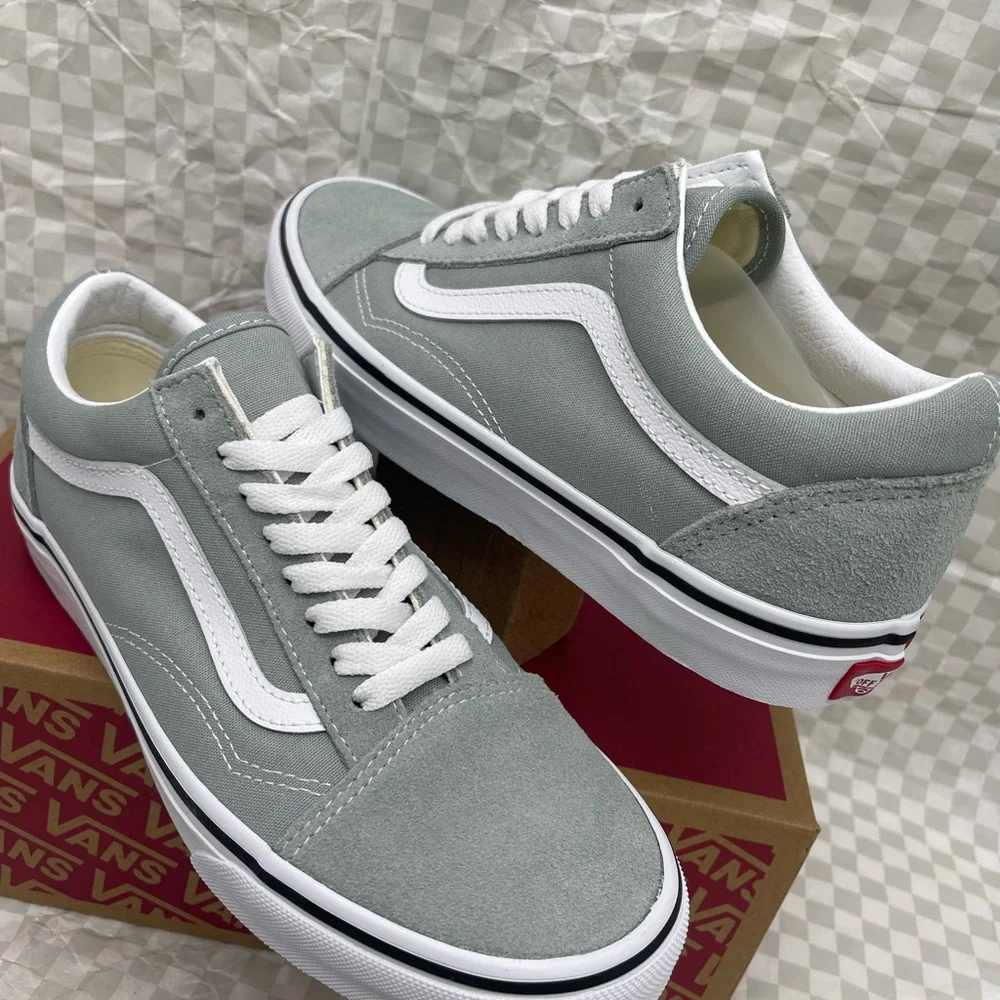 Vans WMNS Old Skool
Color Theory Pure Grey
VN000CR5EPO Sneakers - Picture 9 of 16